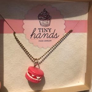 Macaron necklace